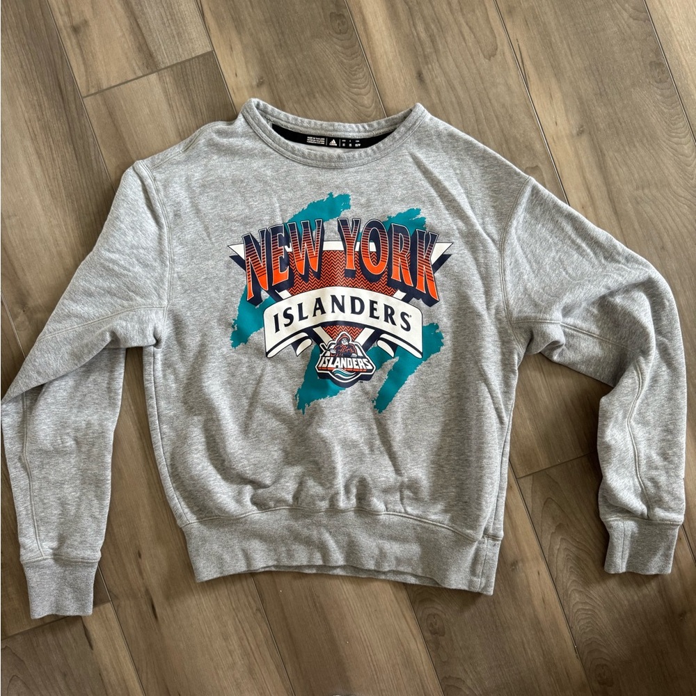 Adidas Gray Crewneck Sweater Classic Sporty Design